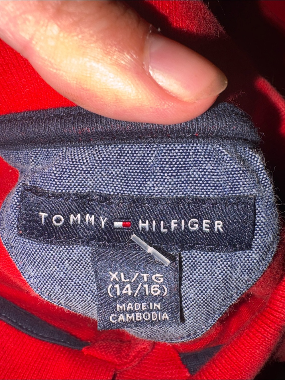 Tommy Hilfiger Red Polo Shirt – Youth XL (14/16) Classic Fit - Picture 2 of 2